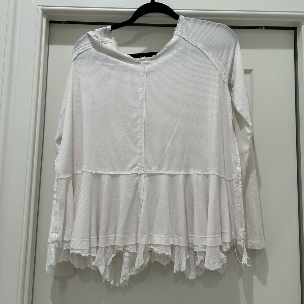 Free People white flowy long sleeve XS